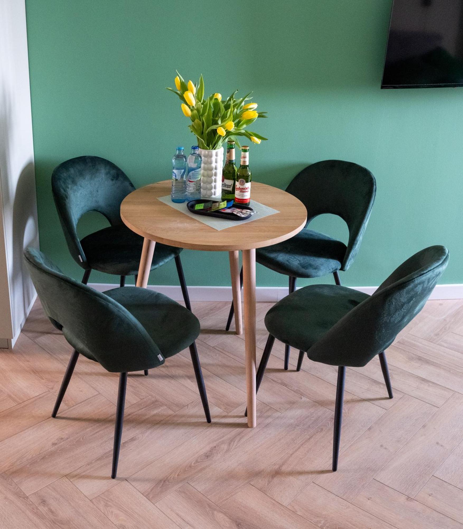Apartamenty Drevny Kocur Poznan Ngoại thất bức ảnh