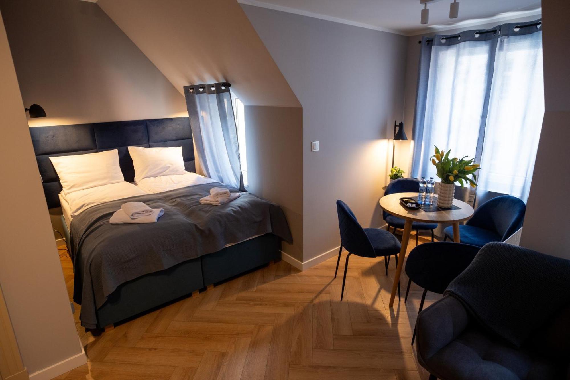 Apartamenty Drevny Kocur Poznan Ngoại thất bức ảnh