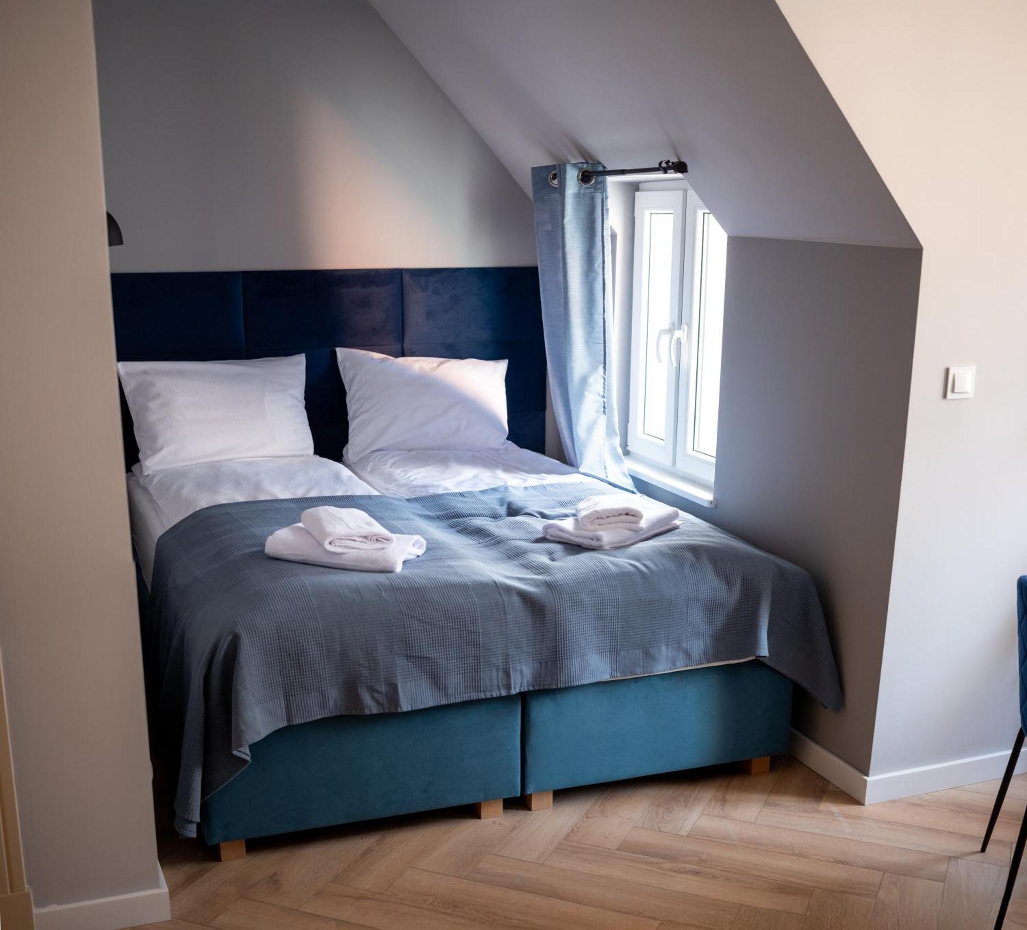 Apartamenty Drevny Kocur Poznan Ngoại thất bức ảnh